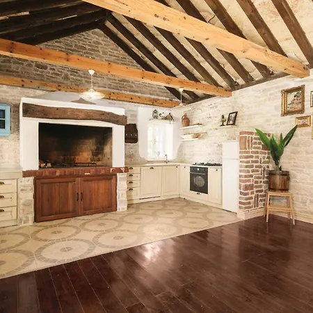 House Glory